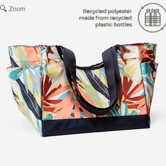 🚨LAST ONE! Pick Up & Go Tote Painted Palms - Picture 1 of 5
